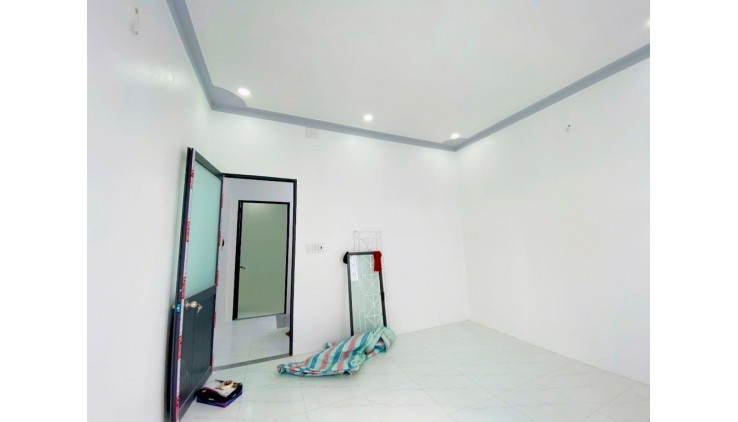NHÀ MỚI 2 TẦNG - 32M2 - NHÀ ĐƯỜNG SỐ 8B - GẦN CHỢ BÌNH LONG - SỔ ĐẸP - CHỈ HƠN 3 TỶ